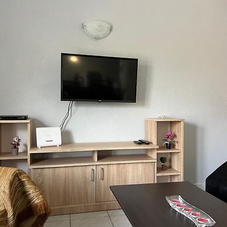 Anastasia'S Home Néa Péramos Eksteriør billede